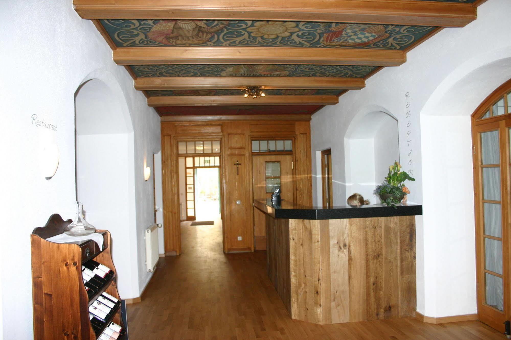 Hotel Blaue Traube Schongau Exterior photo